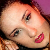 Памела Гальдос Оголені