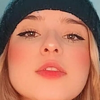 Рафаела Ріггс Оголені
