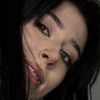 Рейвен Нуар Оголені