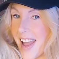 Saxonwoman Оголені