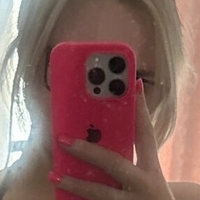 Скауселіликс Оголені