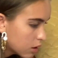 Шані Ріа Оголені