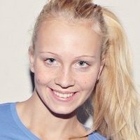 Сімоне Фріс Оголені