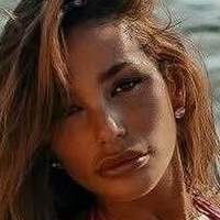 Софія Валлері Оголені