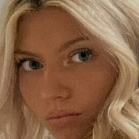 Саммер Кларк Оголені