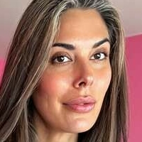 Світ Ен’ Сассі Оголені