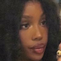 СЗА | Солана Роу Оголені