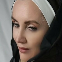 Таммі Ернандес Оголені