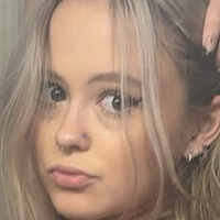 Остаточна мегатема «Петіт з попою» Оголені