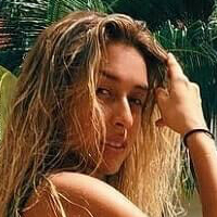 Ванеса Секо Оголені