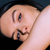 Віка Медніс Оголені