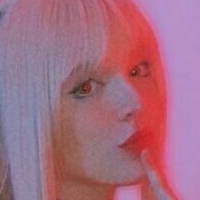 ВекаСуві Оголені