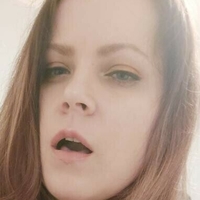 Івоннкіндл Оголені